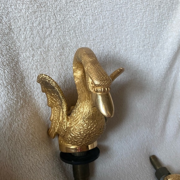 This is an original 70s bougie faucet. A symbol of class and money. - Picture 4 of 5